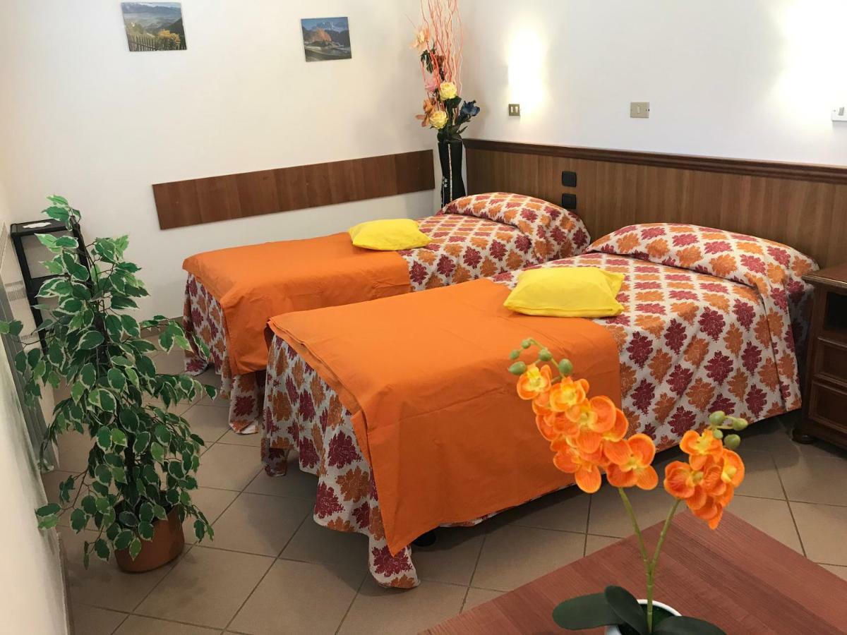 B&B Da Giorgia Crodo Bagian luar foto